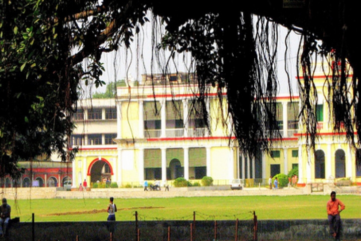 https://cache.careers360.mobi/media/colleges/social-media/media-gallery/18568/2021/6/30/Campus View of Patna College Patna_Campus-View.jpg
